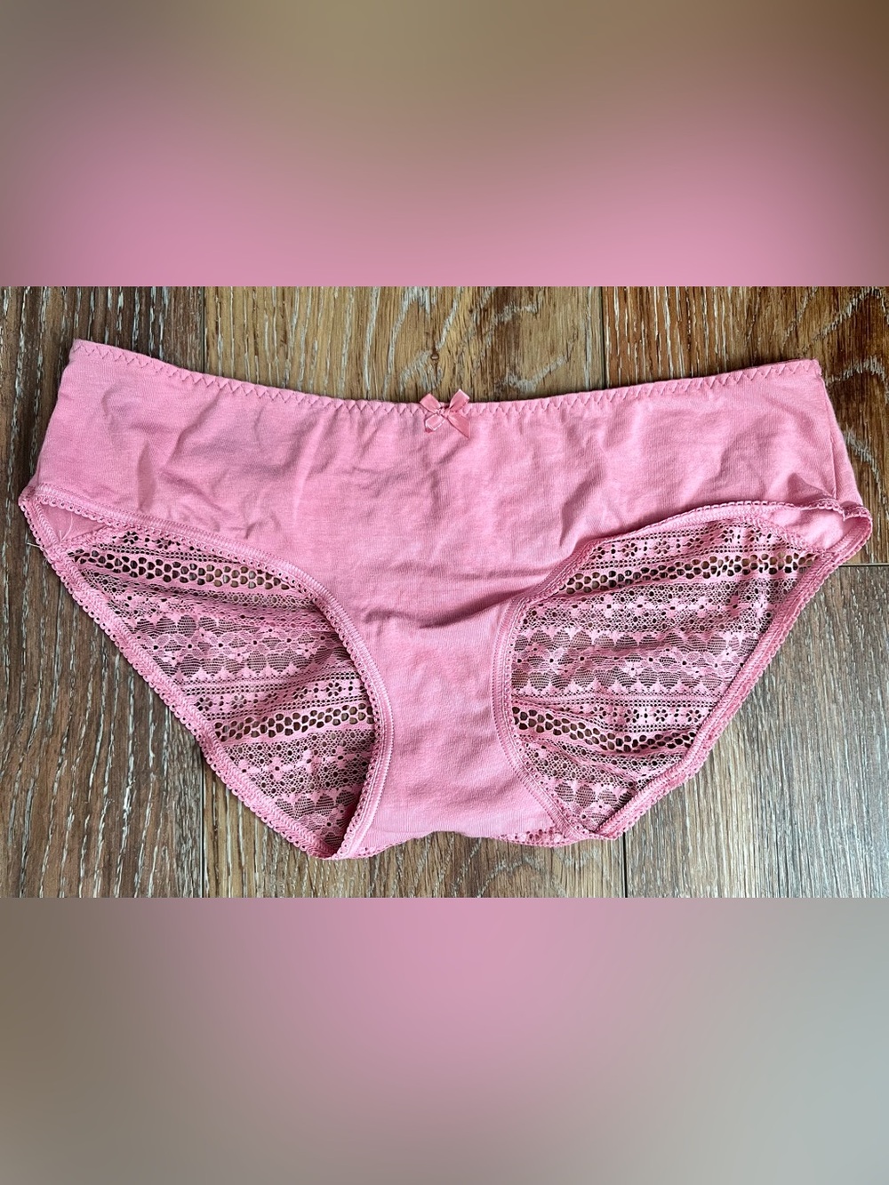 Victoria’s Secret Sheer Lace Ruched Butt Pink Hiphugger Panty Size Medium